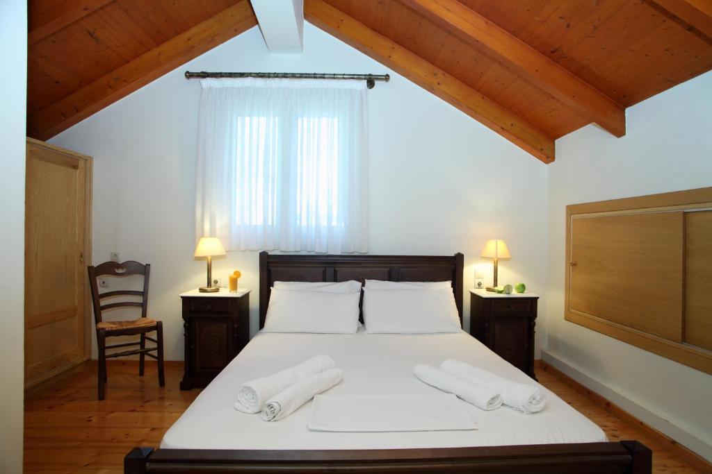 Kydonies Villas Frinion Room photo