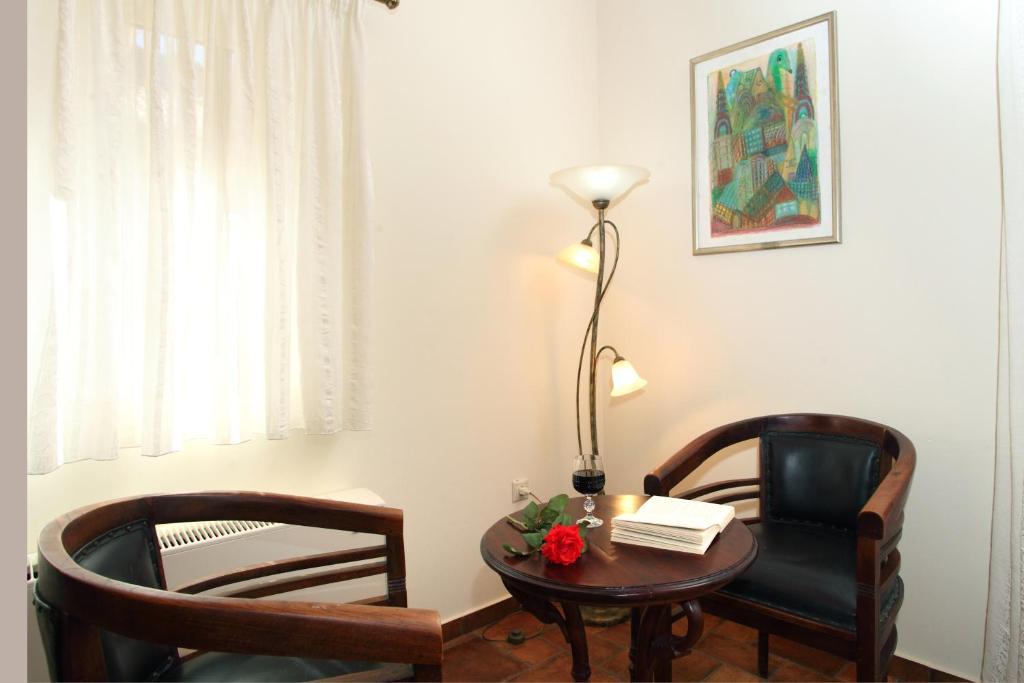 Kydonies Villas Frinion Room photo